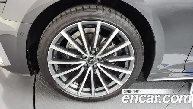 Audi A5 2023 — Şəkil 26/34