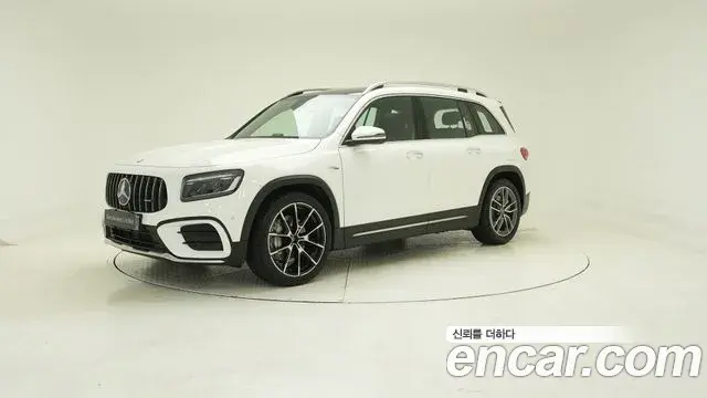 Mercedes-Benz GLB-Class 2025 — Фото 10/17