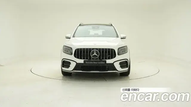 Mercedes-Benz GLB-Class 2025 — Фото 2/17
