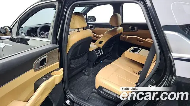 Kia Sorento 2021 — Фото 11/20