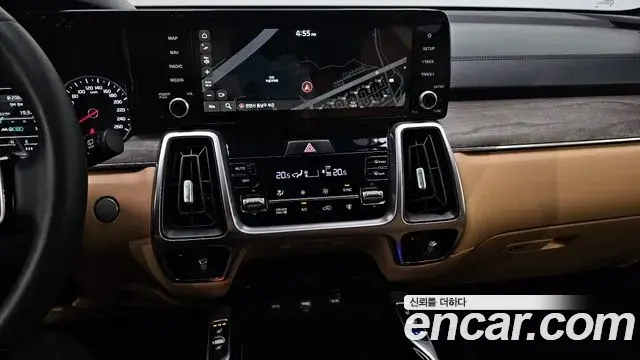 Kia Sorento 2021 — Фото 15/20