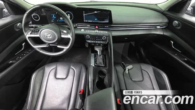 Hyundai The New Avante Hybrid 2021 — ფოტო 18/20