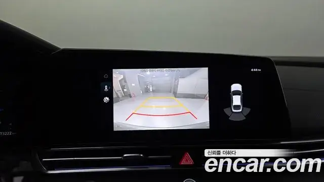 Hyundai The New Avante Hybrid 2021 — ფოტო 5/20