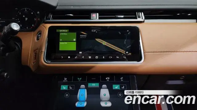 Land Rover Range Rover Velar 2018 — ფოტო 12/36