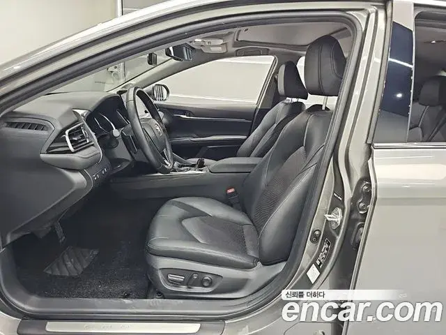 Toyota Camry 2024 — Şəkil 20/20