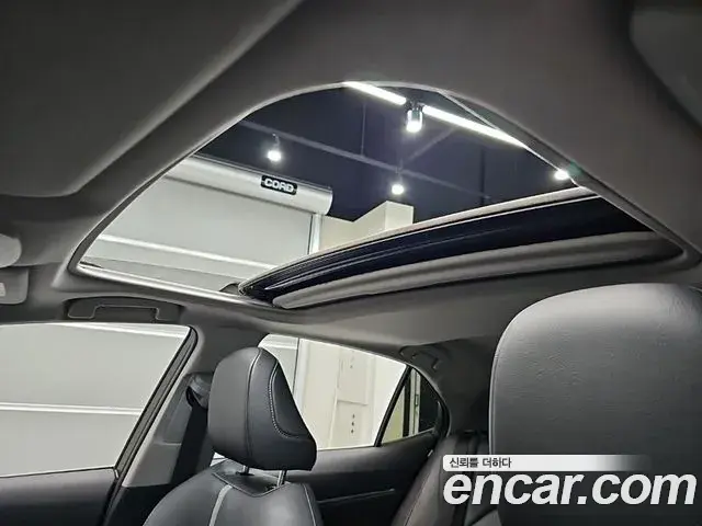 Toyota Camry 2024 — Şəkil 8/20