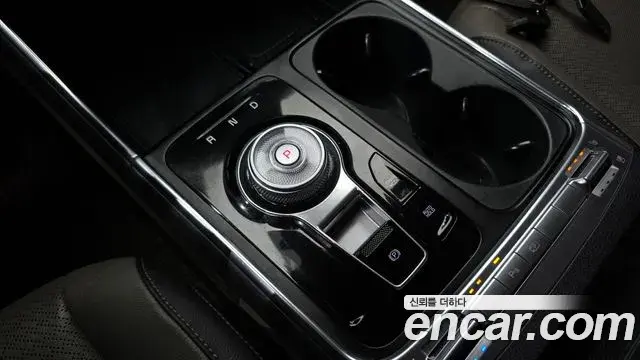 Kia Carnival 2024 — Şəkil 1/32