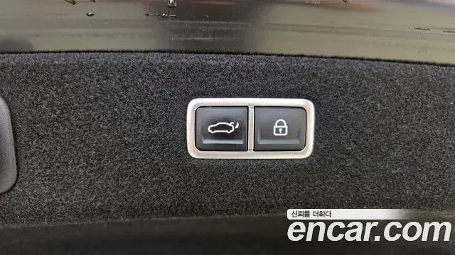 Genesis G90 2023 — ფოტო 28/30