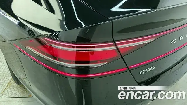 Genesis G90 2023 — ფოტო 30/30