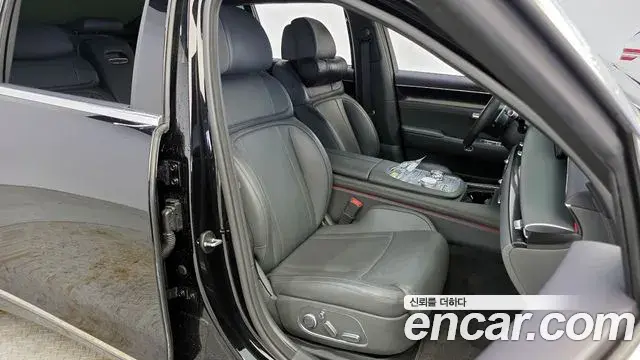 Genesis G90 2023 — ფოტო 26/30