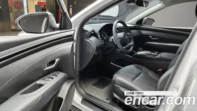 Hyundai The New Tucson 2023 — Фото 10/20