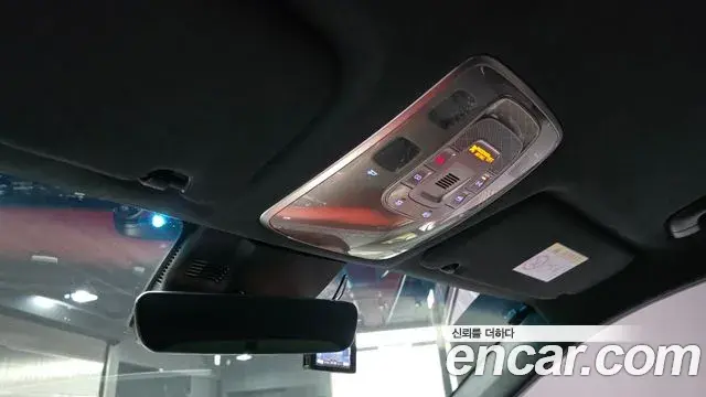 Genesis GV70 2021 — Photo 17/20