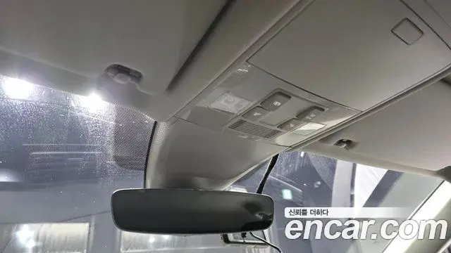 Volkswagen Tiguan 2018 — ფოტო 20/20
