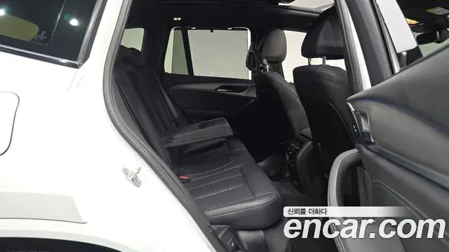 BMW X3 2021 — Şəkil 16/33