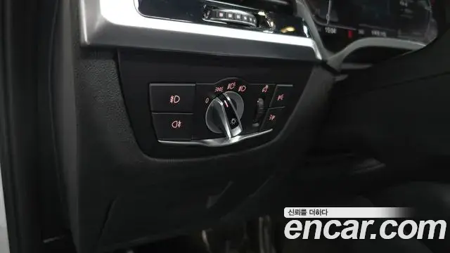 BMW X3 2021 — Şəkil 32/33