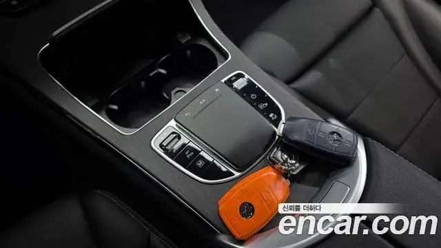 Mercedes-Benz GLC-Class 2022 — Şəkil 3/33