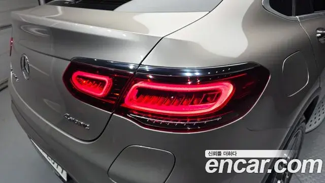 Mercedes-Benz GLC-Class 2022 — Şəkil 7/33
