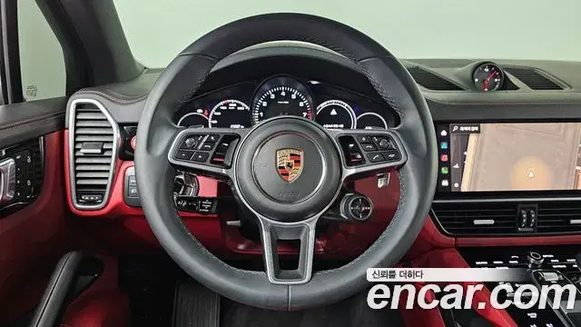 Porsche Cayenne 2023 — Фото 14/20