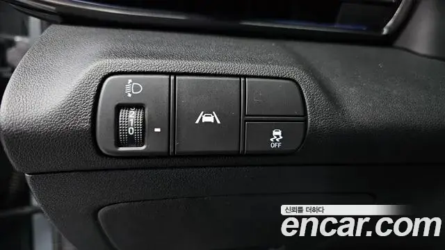 Hyundai The New Avante Hybrid 2021 — ფოტო 14/30