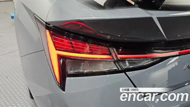 Hyundai The New Avante Hybrid 2021 — ფოტო 12/30