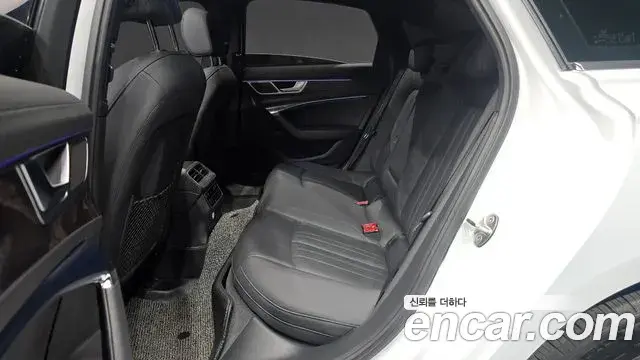 Audi A6 2020 — ფოტო 6/32