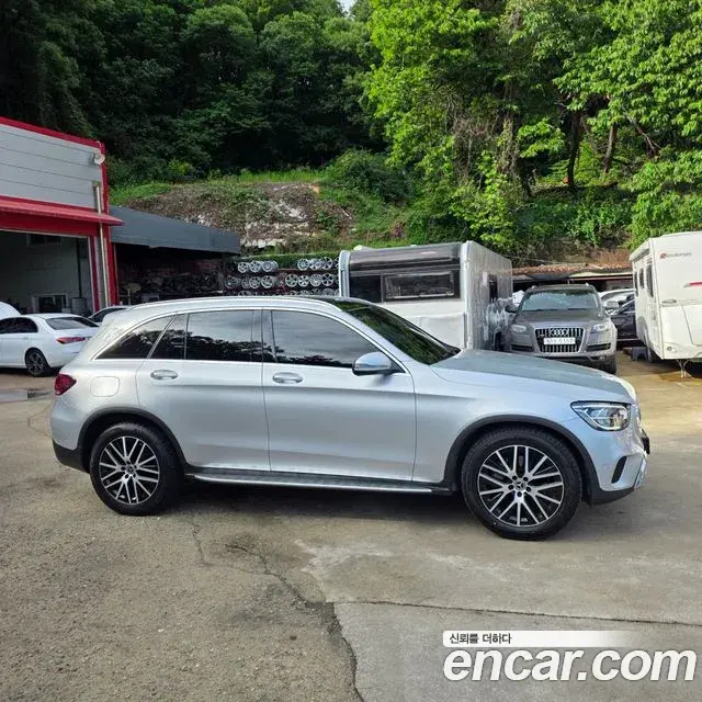 Mercedes-Benz GLC-Class 2020 — Şəkil 10/19
