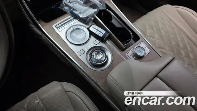 Genesis GV80 2020 — Photo 10/33