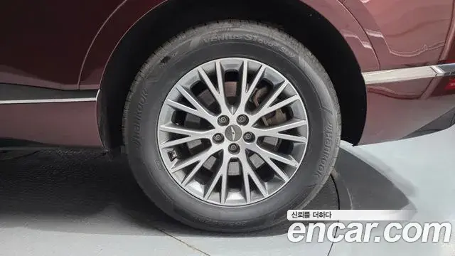 Genesis GV80 2020 — Photo 12/33