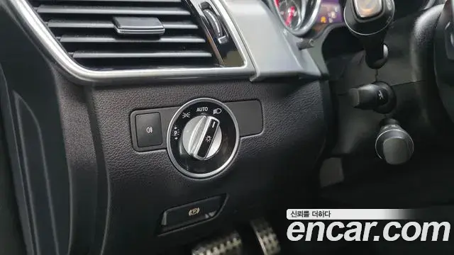 Mercedes-Benz GLE-Class 2018 — Фото 14/20