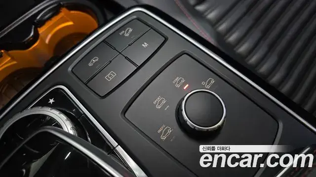 Mercedes-Benz GLE-Class 2018 — Фото 20/20