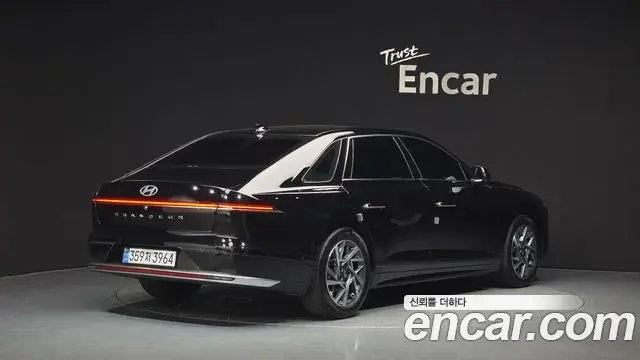 Hyundai Grandeur 2023 — Фото 2/20