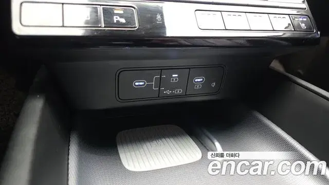 Hyundai Grandeur 2023 — Фото 18/20