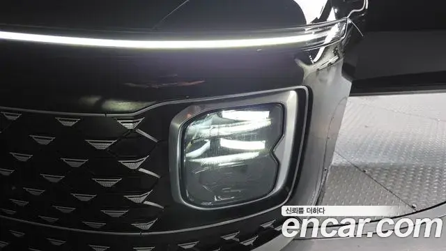 Hyundai Grandeur Hybrid 2023 — ფოტო 4/32