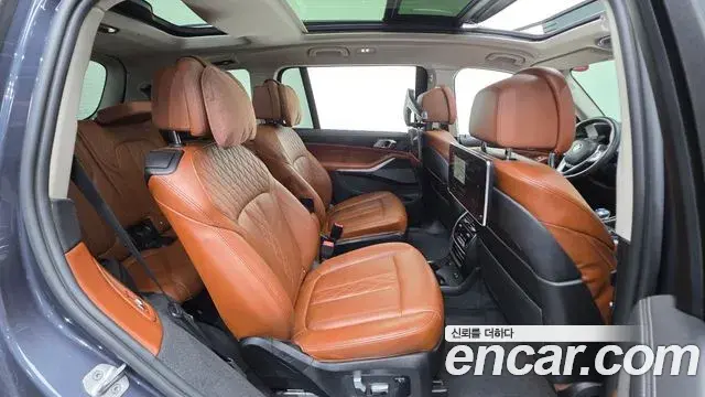 BMW X7 2021 — ფოტო 20/20