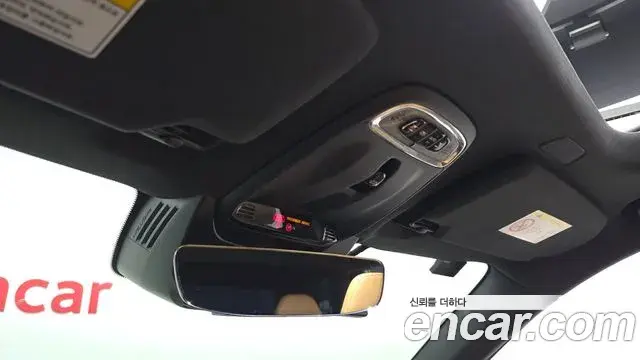 Volvo XC90 2018 — ფოტო 7/20