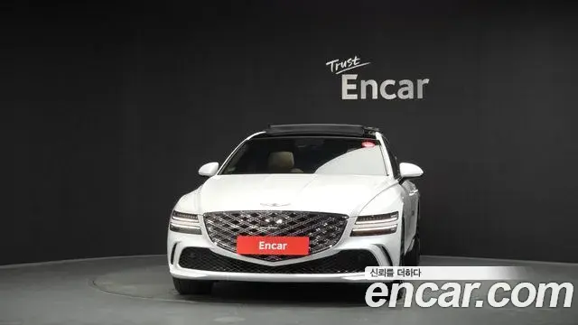 Genesis G80 2025 — Photo 29/33