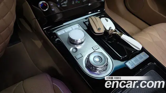 Genesis G80 2025 — Photo 24/33