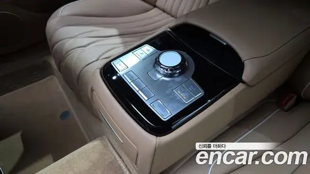 Genesis G80 2025 — Photo 25/33