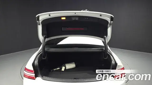 Genesis G80 2025 — Photo 3/33