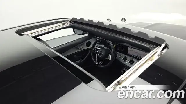 Mercedes-Benz E-Class 2021 — ფოტო 5/20