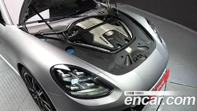 Porsche Panamera 2019 — Photo 3/20
