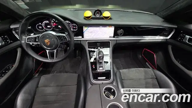 Porsche Panamera 2019 — Photo 5/20