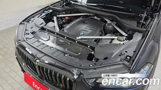 BMW X5 2025 — ფოტო 7/32
