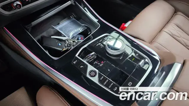 BMW X5 2025 — ფოტო 19/32