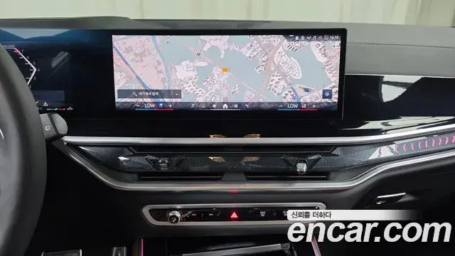 BMW X5 2025 — ფოტო 21/32