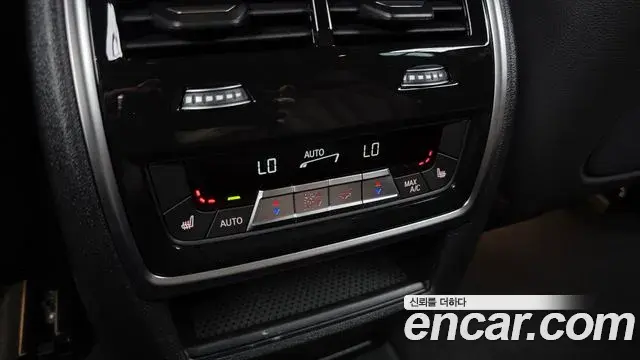 BMW X5 2025 — ფოტო 18/32