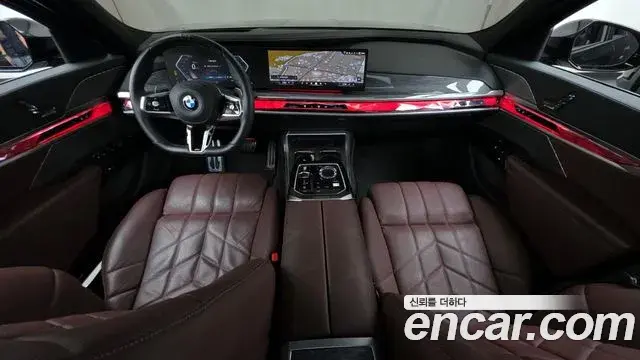 BMW 7 Series 2024 — Photo 11/33