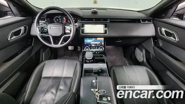 Land Rover Range Rover Velar 2021 — ფოტო 1/39