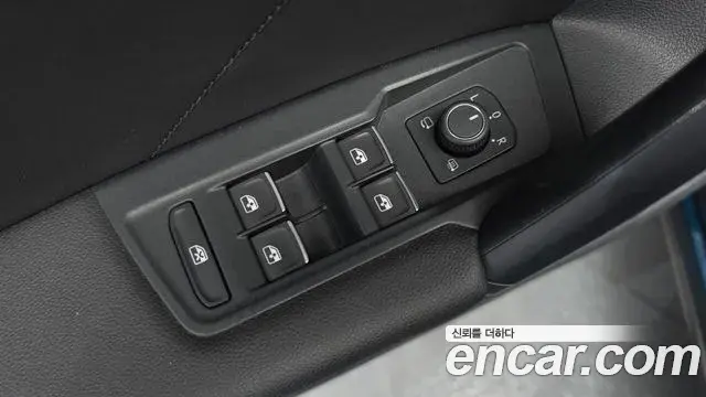 Volkswagen Tiguan 2021 — Photo 16/30