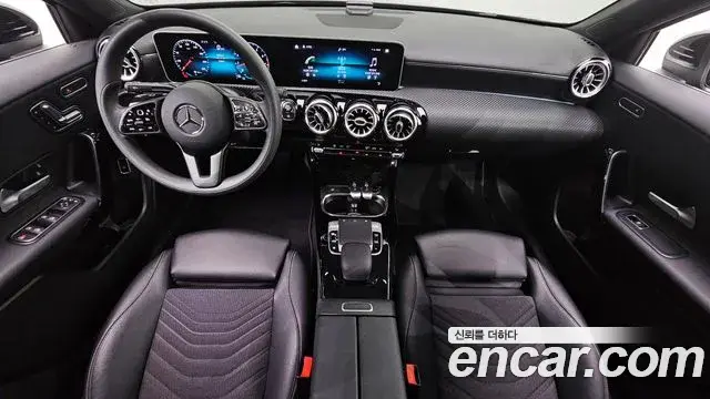 Mercedes-Benz A-Class 2020 — Şəkil 4/31